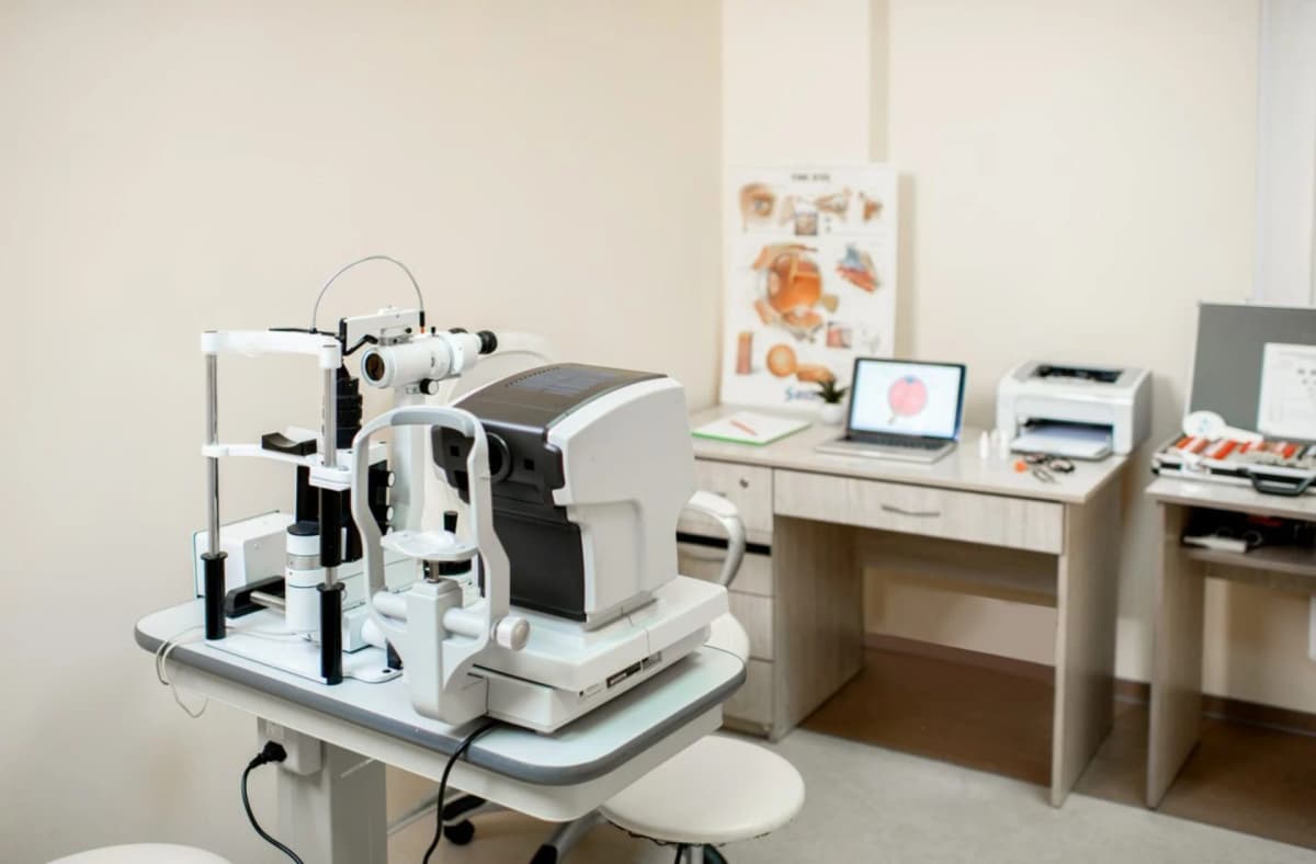 Najważniejsze elementy wyposażenia gabinetu optometrycznego - zdjęcie 1